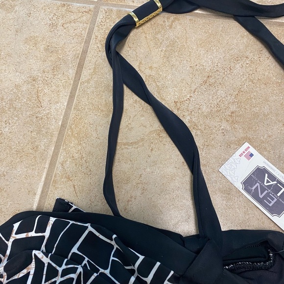 New NWT ENLA EN LA Black White Bandeau Halter Geometric One Piece Swimsuit 8 - Picture 8 of 8